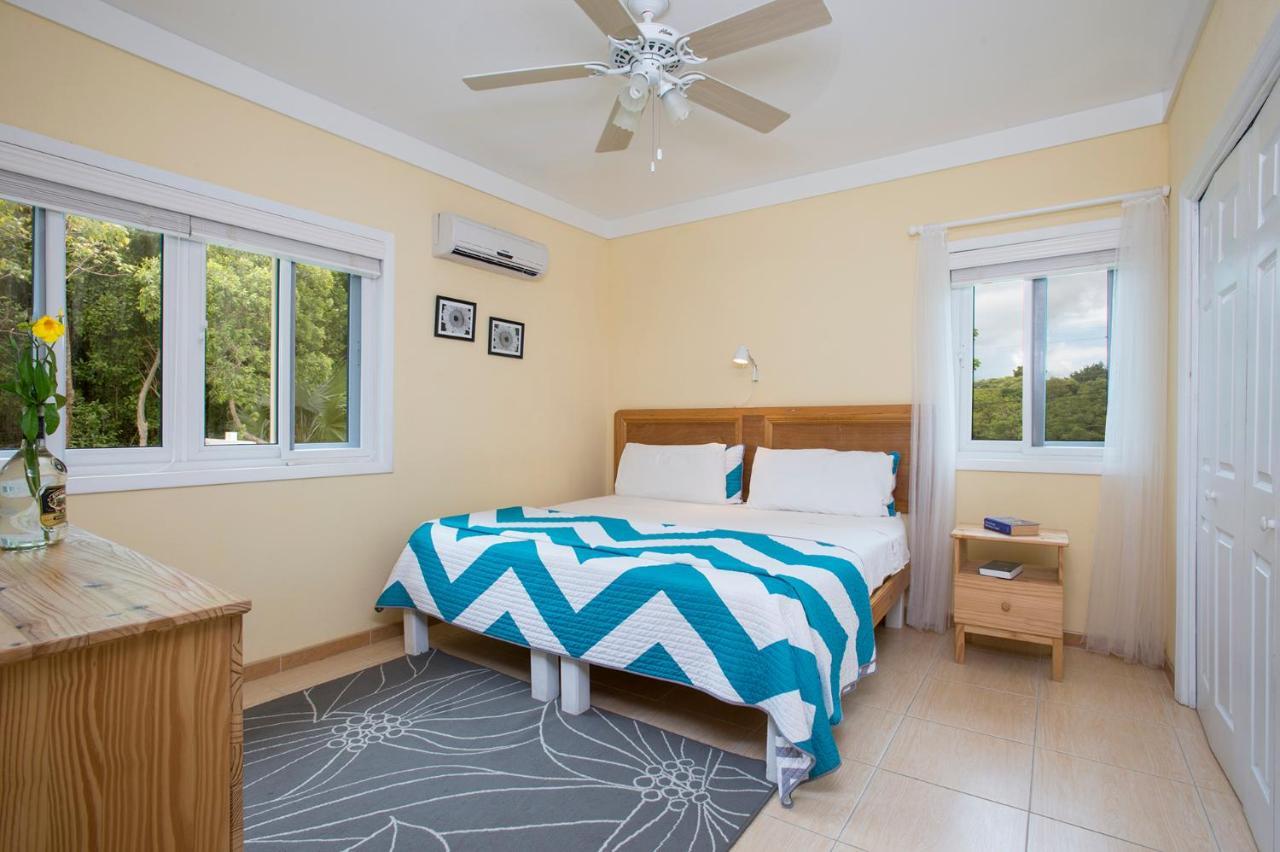 Sir Charles Guest House Palmetto Point Екстер'єр фото