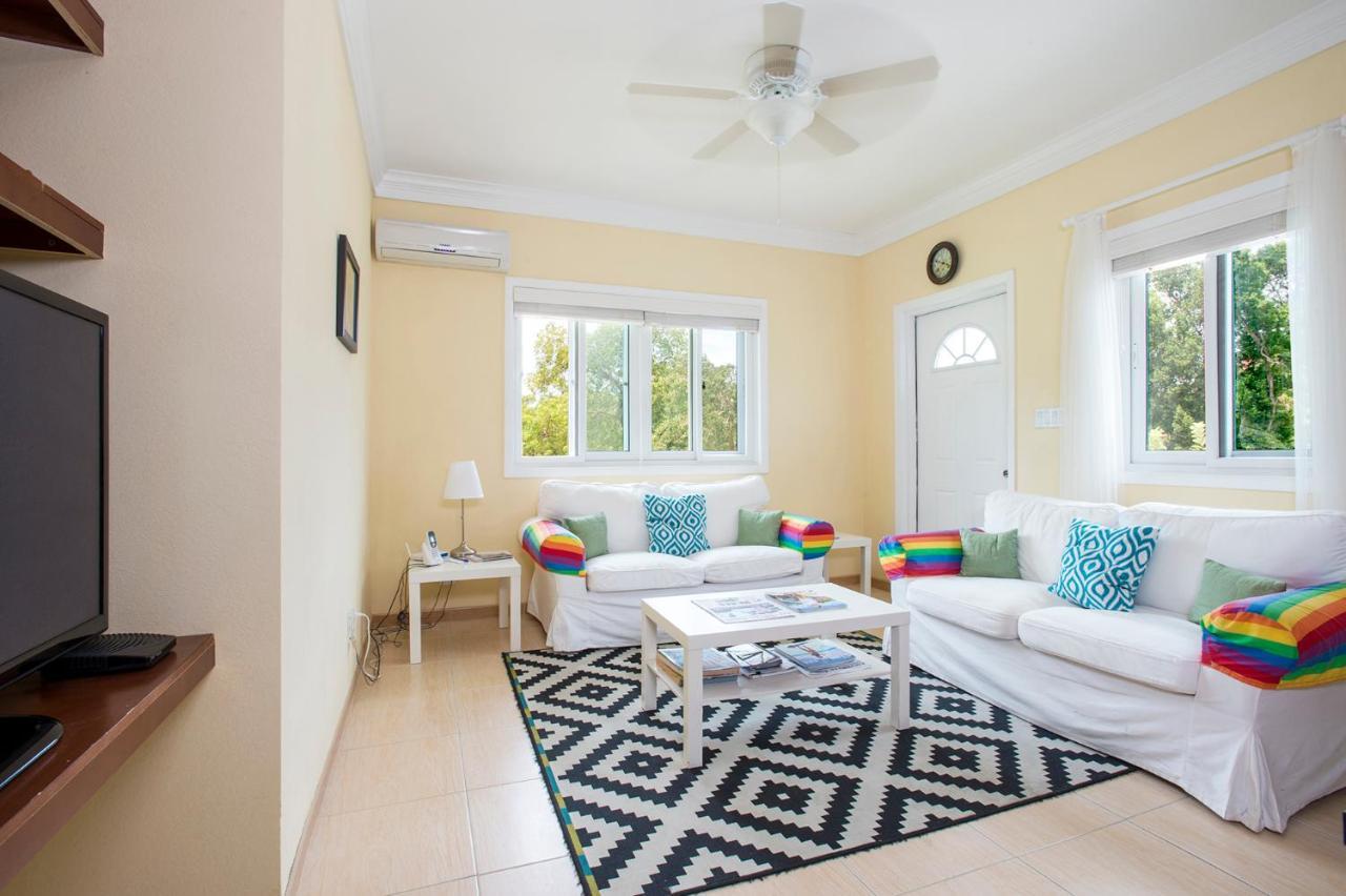 Sir Charles Guest House Palmetto Point Екстер'єр фото